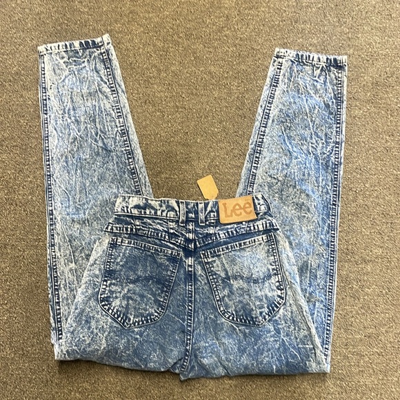 Vintage Lee Acid Wash Mom Jeans - Picture 5 of 6